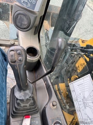 Kettenbagger CATERPILLAR 311 FLRR / 2017 / 2.788h / TL  / hydr. GR