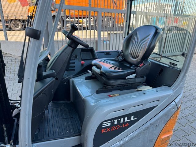 Carretilla elevadora frontal STILL RX20-14 / Triplex: 4.60m! / nur 2.438h! / SS
