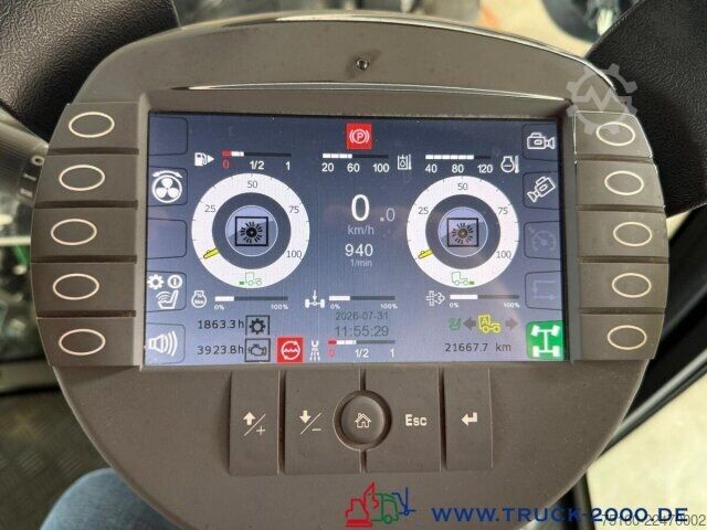 Sapu jalan Kärcher Kärcher MC250 3Besen 60Km/h Wasserrecycling Sys.
