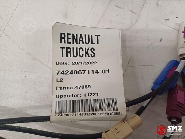 Partea cabinei Renault Occ antenne Renault