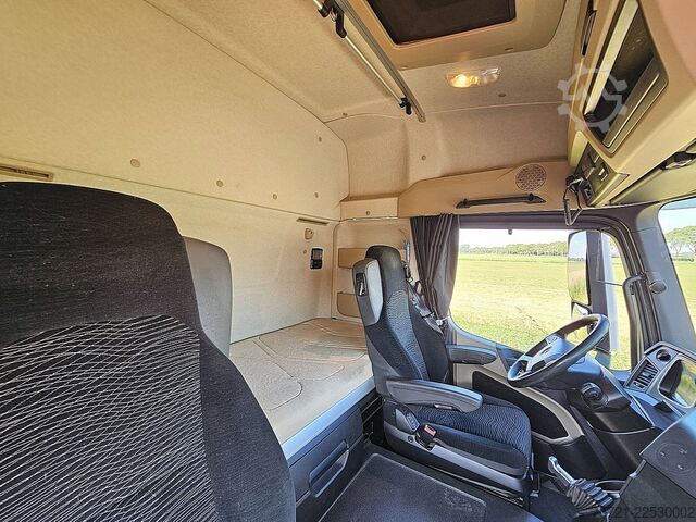 معيار SZM MERCEDES-BENZ ACTROS 1832