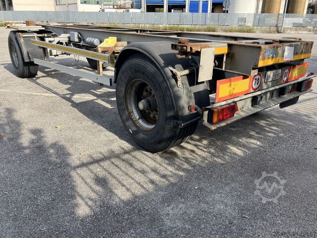 Bytt chassis Kögel KOGEL AWZ18