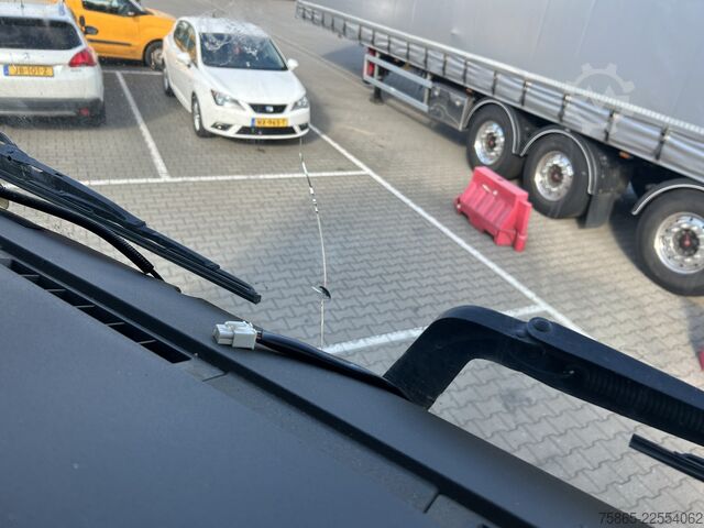 Standard-SZM Volvo FH 460 Globetrotter / 759 dkm / Tacho V2 / Nigh...