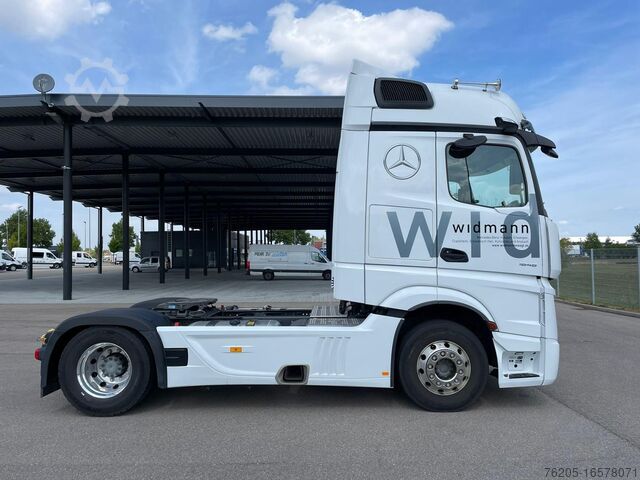 Standard SZM Mercedes-Benz Actros 1848 LS KlimaA Massage STH Luft AUT AHK