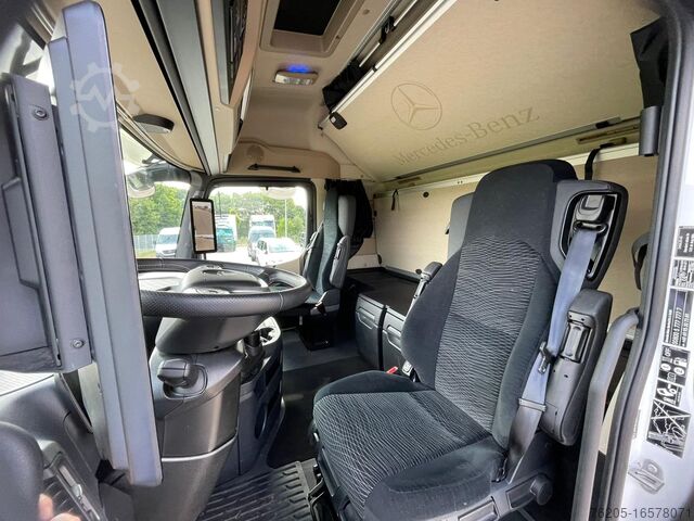 Standard SZM Mercedes-Benz Actros 1848 LS KlimaA Massage STH Luft AUT AHK