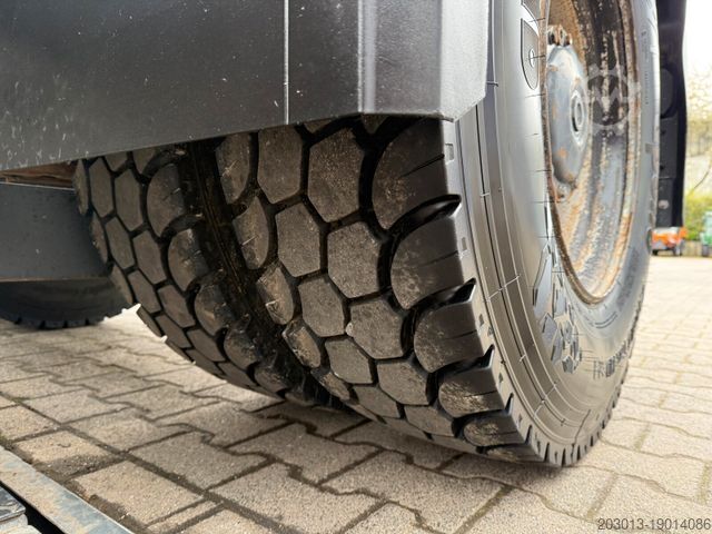 标准牵引车头 MERCEDES-BENZ Actros 1843 Sattelzugmaschine 4x2 Kipph.