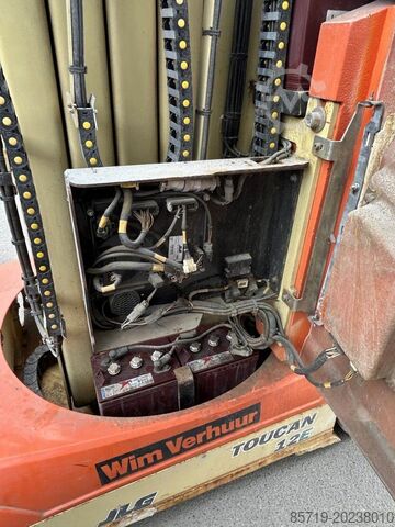Platforma de ridicare JLG Toucan 12E (1933)