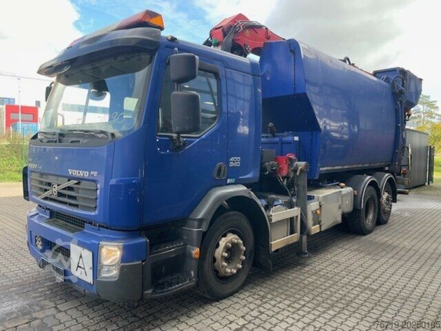 Søppelbilen Volvo FE 340 6x2 mit Palfinger Kran