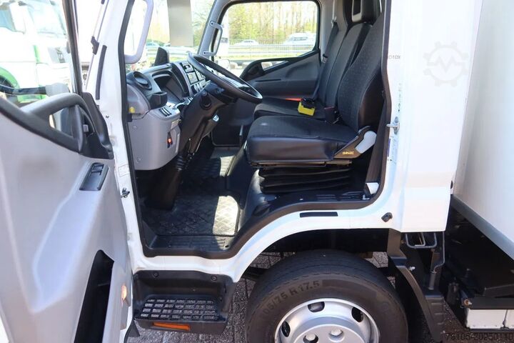 प्रशीतित/जमे हुए परिवहन FUSO Canter Thermoking T 600R Koel/Vries + Laadklep