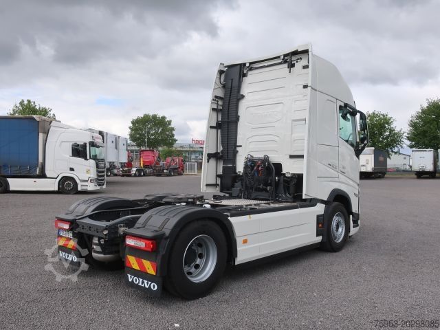 Cap tractor standard Volvo FH 500 Globetrotter XL Retarder I-ParkCool