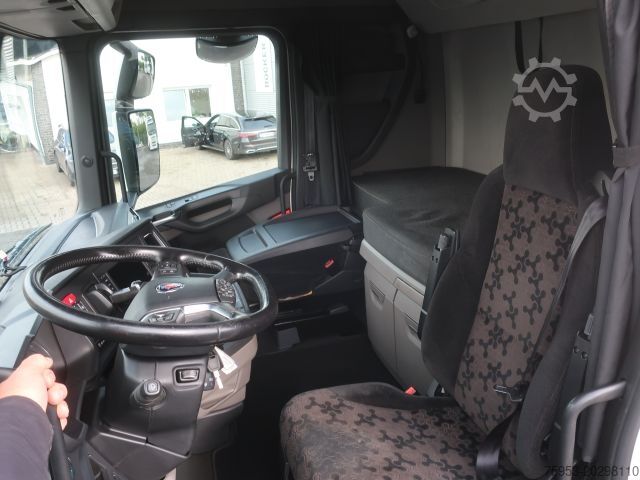 Cap tractor standard Scania S 450 Standklima Retrader