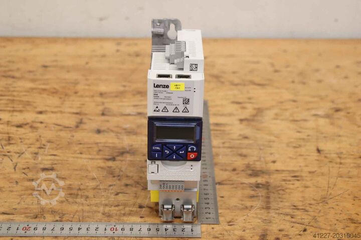 Invertor de frecvență 0,75 kW Lenze I55AE175F1AV1000LS