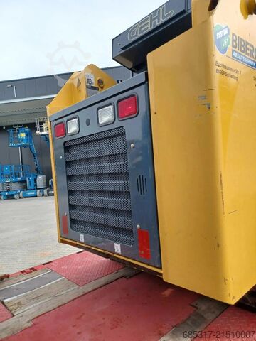 รถตักขนาดกะทัดรัด Gehl RT 175