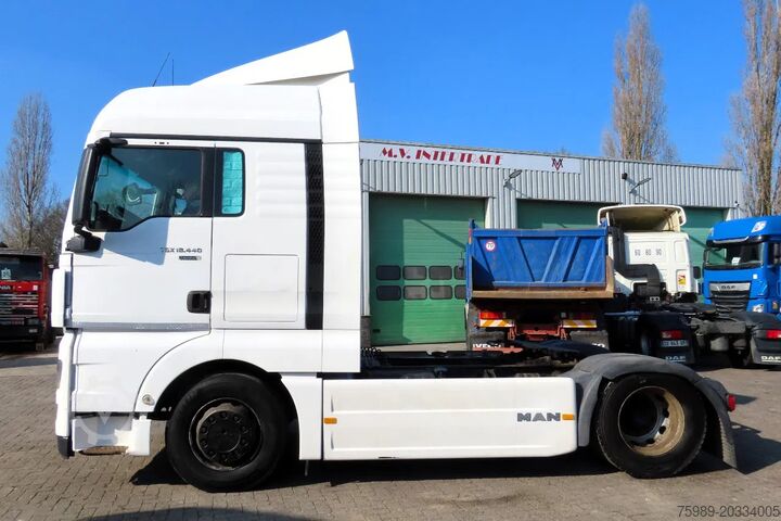 Standard-SZM MAN TGX 14.440 RETARDER, FRIGO, 2 beds