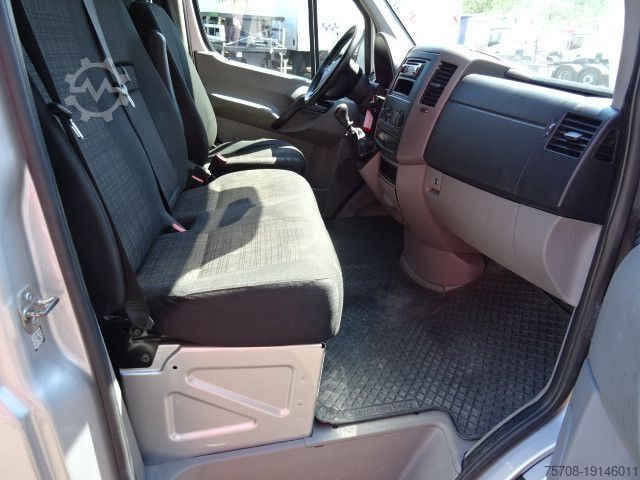 Furgoneta pick-up MERCEDES-BENZ 316 CDi Sprinter*DoKa*Plane*AHK*Regalausbau FHS