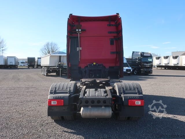 Standardni tegljač Iveco S-Way AS 440 S 46 Intarder PTO