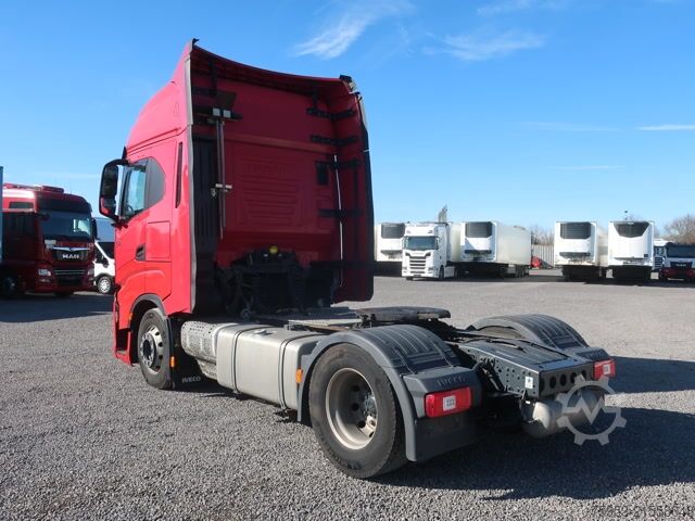 Standardni tegljač Iveco S-Way AS 440 S 46 Intarder PTO