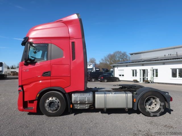 Standardni tegljač Iveco S-Way AS 440 S 46 Intarder PTO