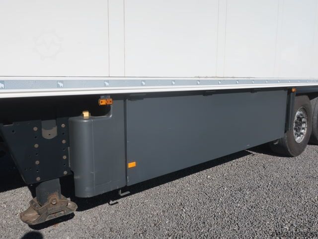 Poluprikolica hladnjača Schmitz Cargobull SKO 24 Bi- / Multitemp Vector 1950 mt  Doppelstock