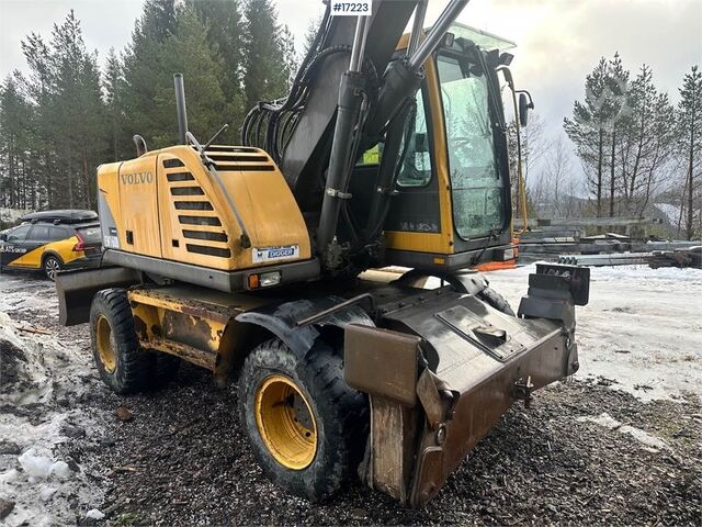 Beltegående gravemaskin Volvo EW160B Wheel excavator w/ Rototilt, 1 bucket and s