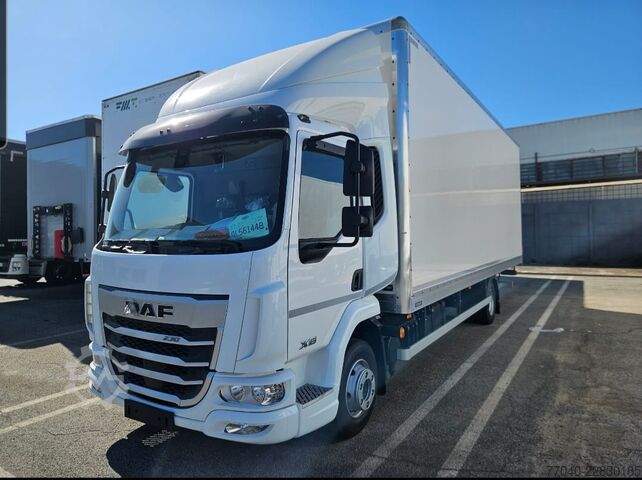 Kassevogn DAF XB 230 FA 12 t furgonato con sponda