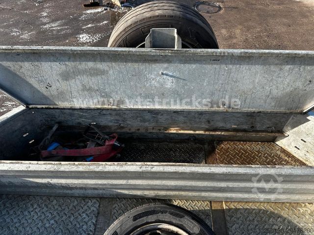 Semirremolque de plataforma baja Özsan VEGA 2Achs Tieflader Rampen