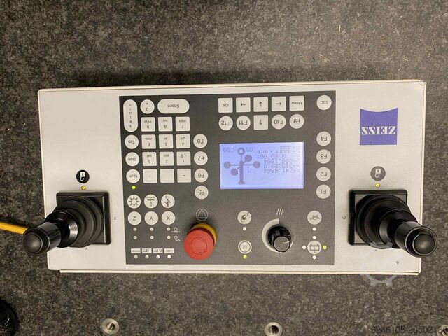 μηχάνημα μέτρησης συντεταγμένων Zeiss UMC 850