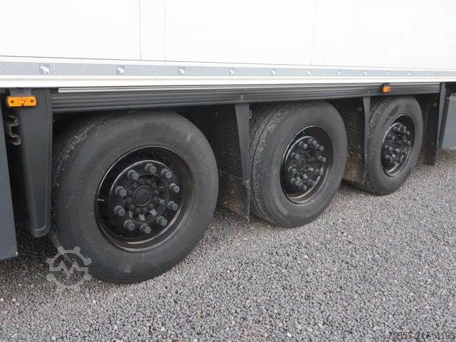 Рефрижераторний напівпричіп Schmitz Cargobull SKO 24 Doppelstock 2.700 mm Carrier Vector HE19