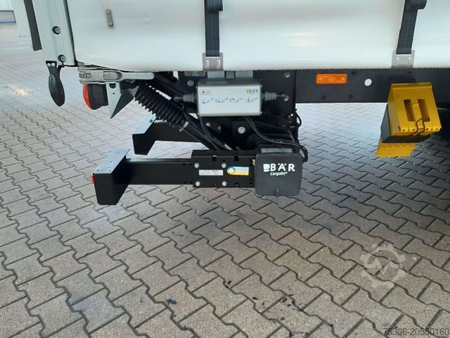 Camião plataforma com lona DAF FA XB 290 16t Junge Curtainsider