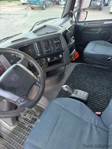 Standardni tegljač VOLVO FH 460 GLOBETROTTER