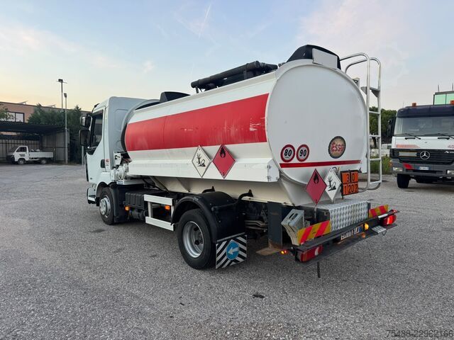 Lori tangki RENAULT MIDLUM 12-220