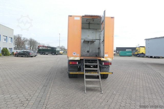 Spezial-LKW MERCEDES-BENZ 1518 A Atego 4X4, Klima, AHK, Allrad, Rolltor