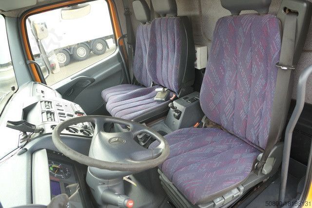 Spezial-LKW MERCEDES-BENZ 1518 A Atego 4X4, Klima, AHK, Allrad, Rolltor