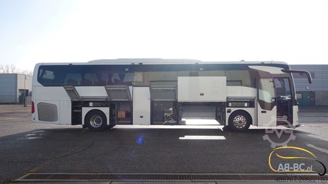 Diaľkový autobus MERCEDES-BENZ Tourismo RHD, 55 Sitze, Euro 6