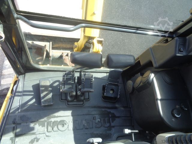 Minigraver KOMATSU PC16R Powertilt + GL