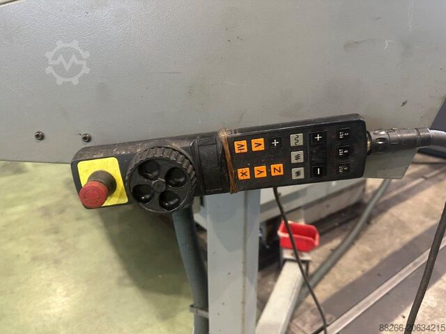 Centro de mecanizado universal Deckel Maho DMU 50 T