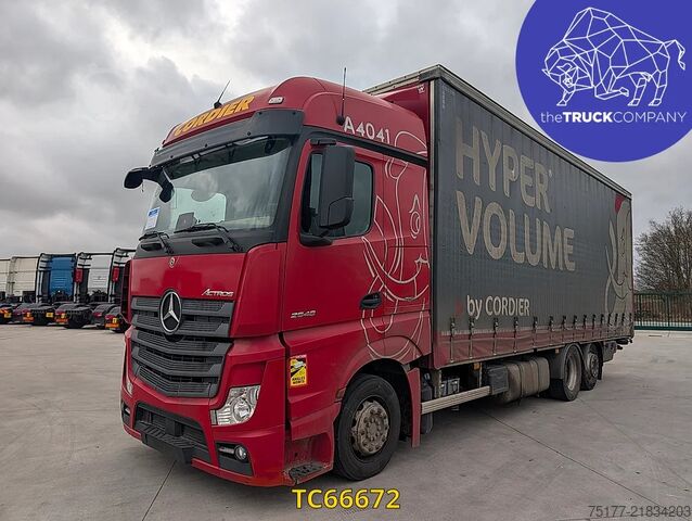 Terpal geser Mercedes-Benz Actros 2548
