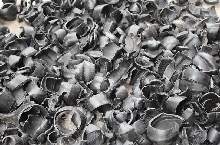 Trituradora de tubos y perfiles de cuatro ejes Genox J1200