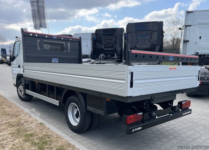 Trasportatore con piattaforma Fuso e Canter 4C15 Pritsche