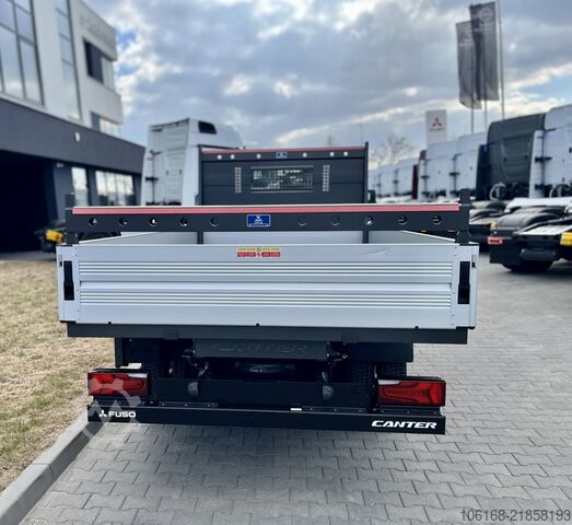 Trasportatore con piattaforma Fuso e Canter 4C15 Pritsche