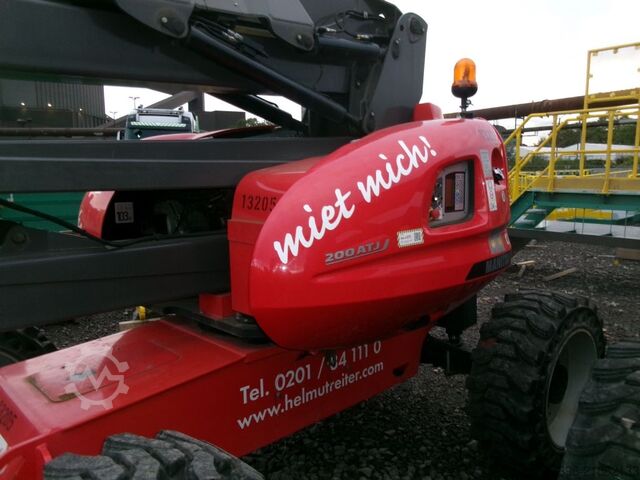 Plataforma telescópica articulada Manitou 200ATJ 4x4
