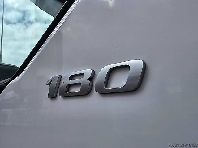 Gesloten bak DAF LF 180 11.9T LIFT