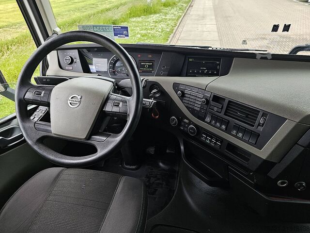 Standaard trekker VOLVO FH 500 XL 2x Tank Fridge