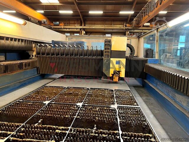 Mašina za lasersko sečenje TRUMPF Trumatic 3050 (L15) 6KW  / 5030 classic