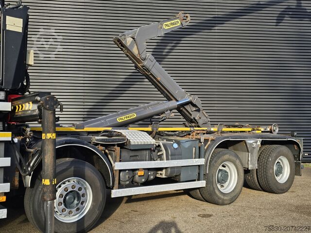 Āķa rokas sistēma Volvo FM 460 8x6 / PALFINGER EPSILON / HOOKLIFT