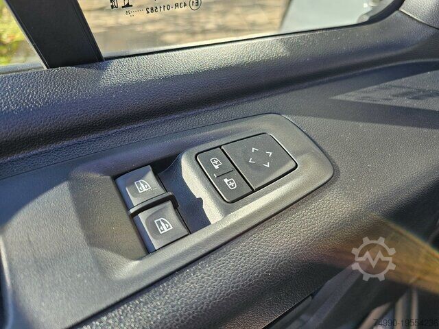 Kastenwagen hoch Renault Master L3H2 170 Neues Modell 10 Navi Kamera AHK