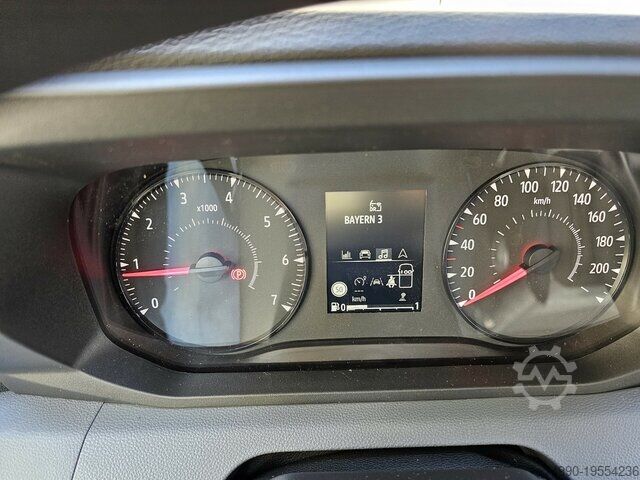 Kastenwagen hoch Renault Master L3H2 170 Neues Modell 10 Navi Kamera AHK