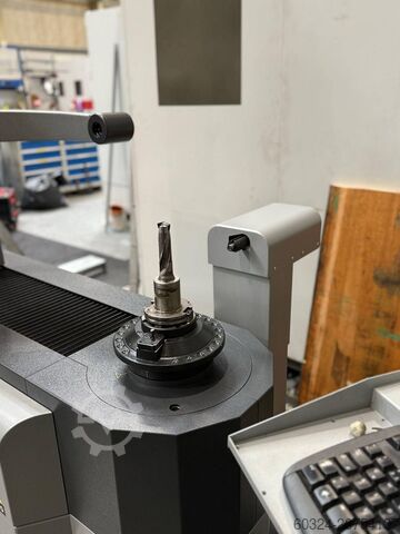 Maszyny pomiarowe ZOLLER Venturion 810C3