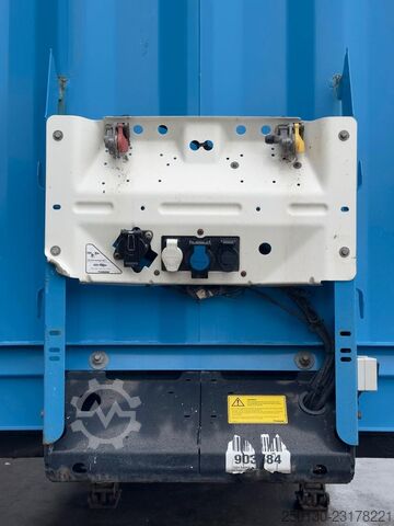 带篷布的开放式半挂车 KRONE SD Curtainsider/EDSCHA/Liftachse/Box
