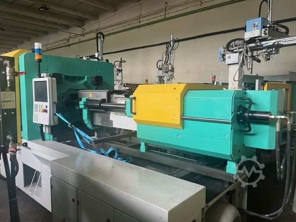 Liejimo mašina Arburg 520S 1300-800